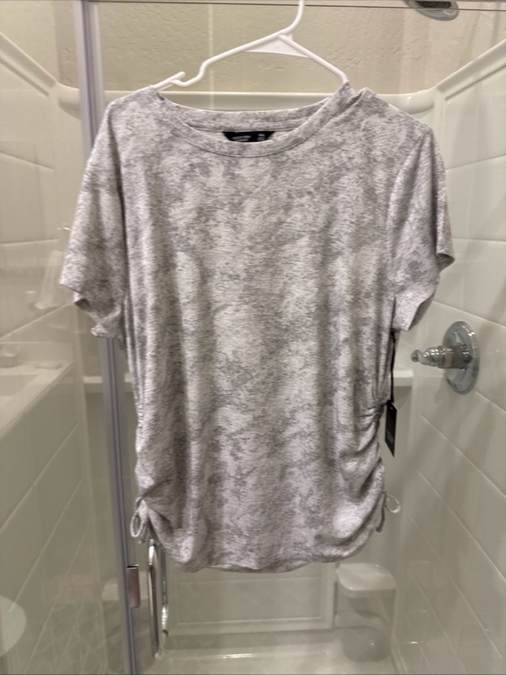 Simply Vera Vera Wang Gray Marbled Short-Sleeve Ruched Tee
